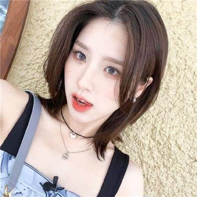 村里来了个直播女神
